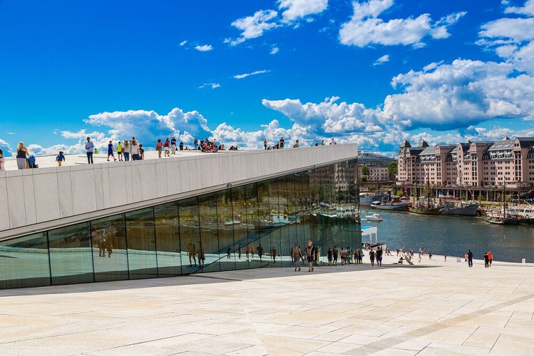 csm_Opera-Oslo_COLOURBOX11887091_b72493b189
